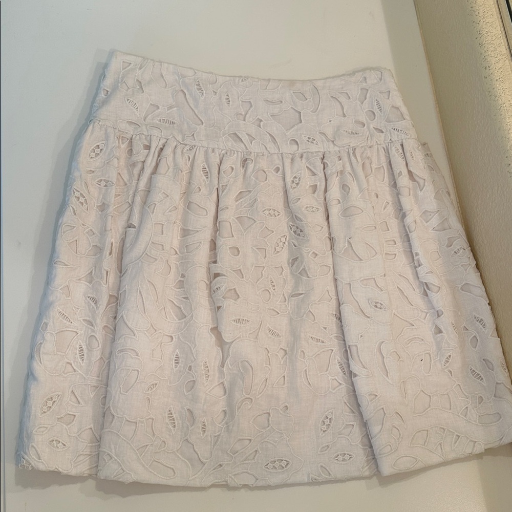 New Robert Rodriguez White A-Line Lace Skirt. Size 2.